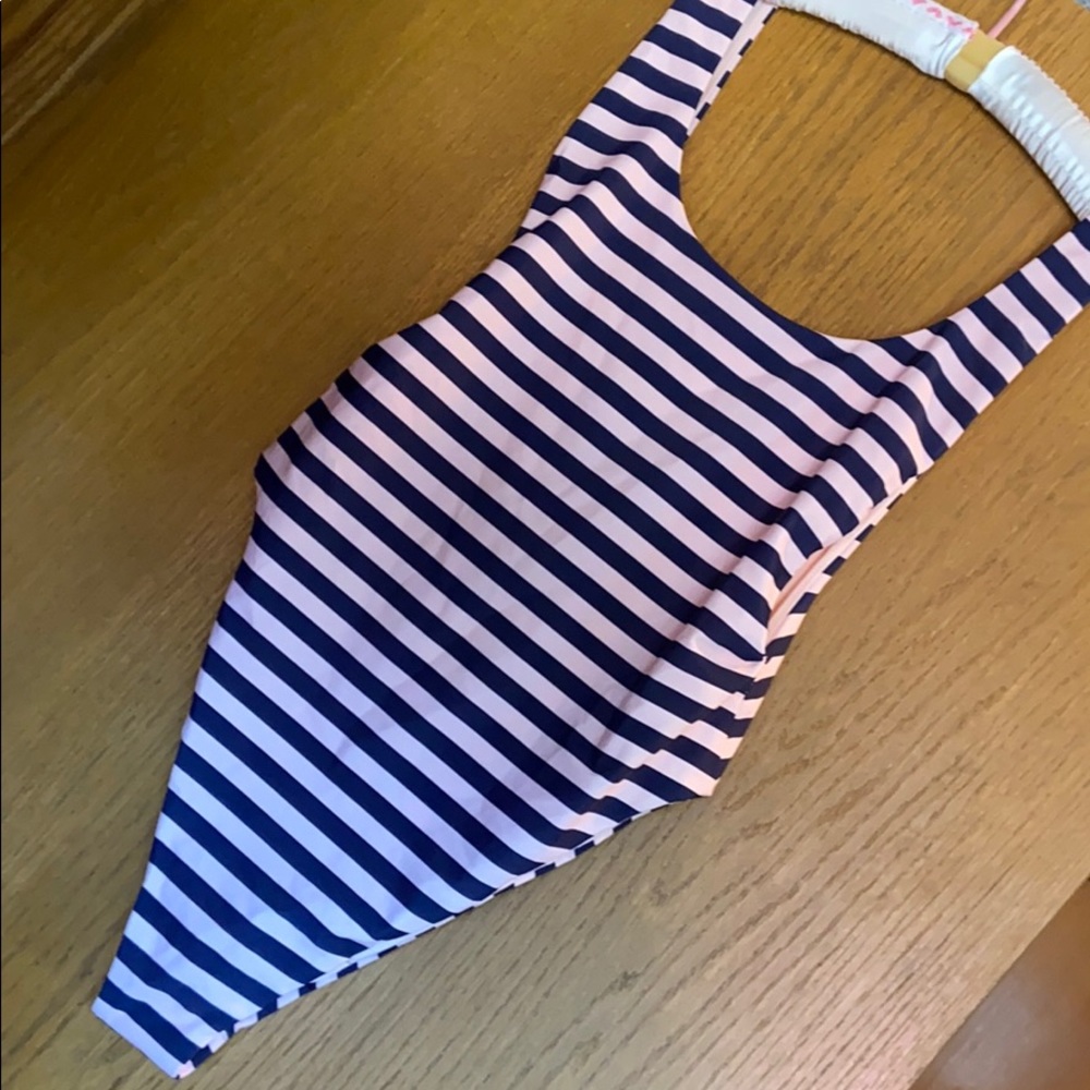 Aerie swimsuit sz Large Long